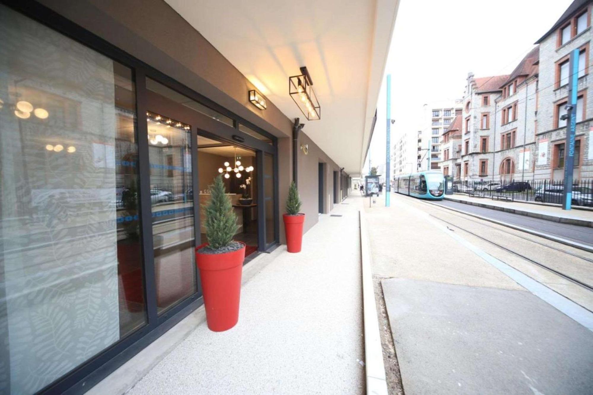 Best Western Hotel Fontaine Argent Besancon Bagian luar foto