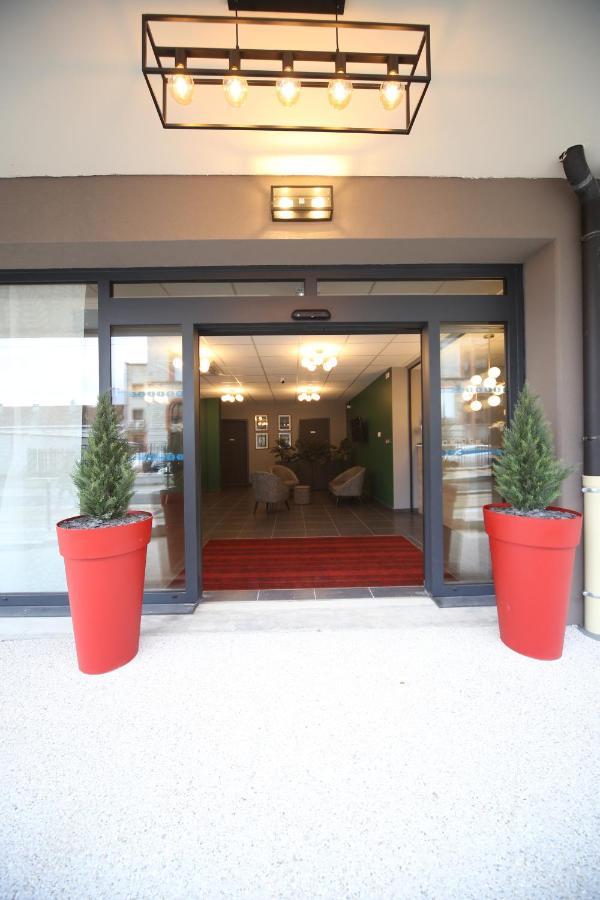 Best Western Hotel Fontaine Argent Besancon Bagian luar foto